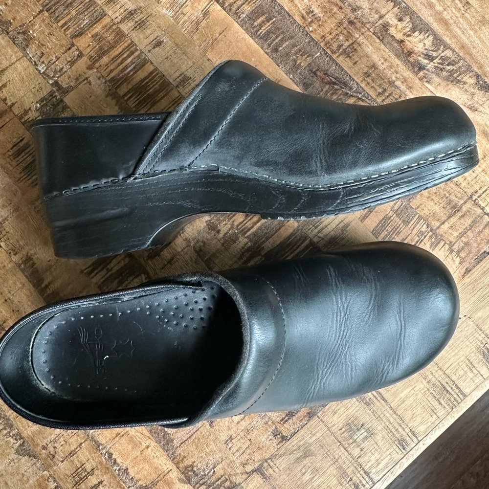 Dansko Black Leather size 13